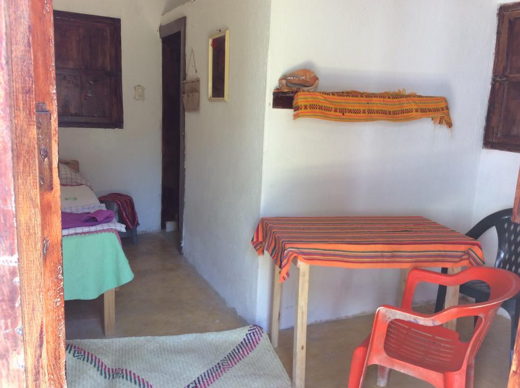 El Almendro Hotell Puerto Ángel Exteriör bild
